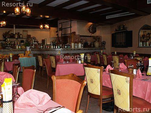 Al Hamra Fort Hotel & Beach Resort 26